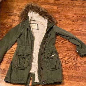Woman’s/ Girls Abercrombie and Fitch Sherpa